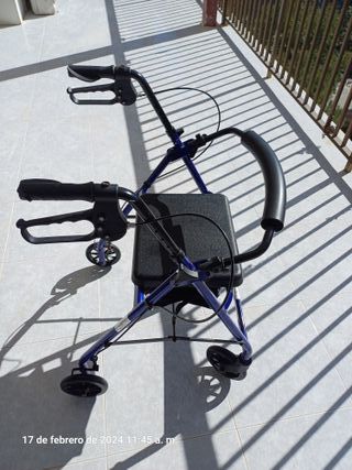 Andador ligero y plegable