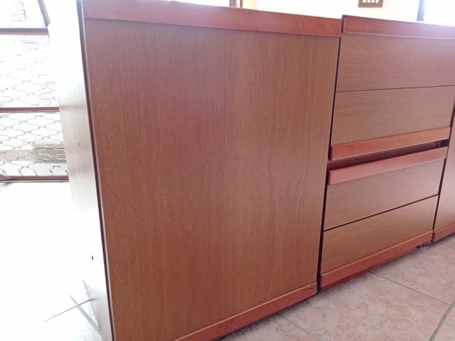 mobile basso in legno