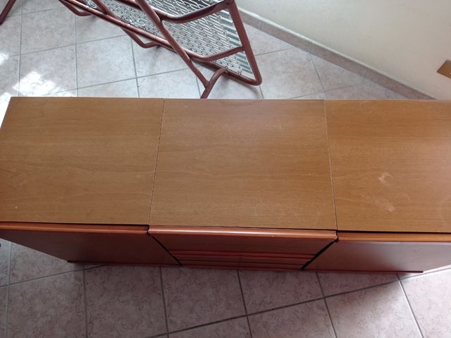 mobile basso in legno