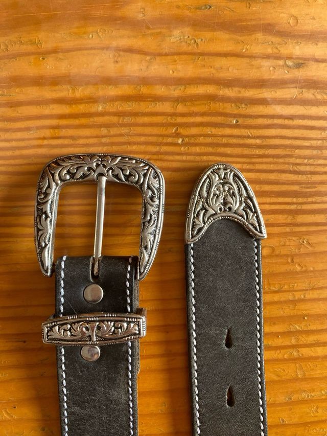 2 x Cinturones vintage piel Liberto y El Charro