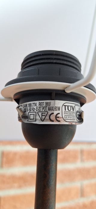 Lampara de pie hierro forjado