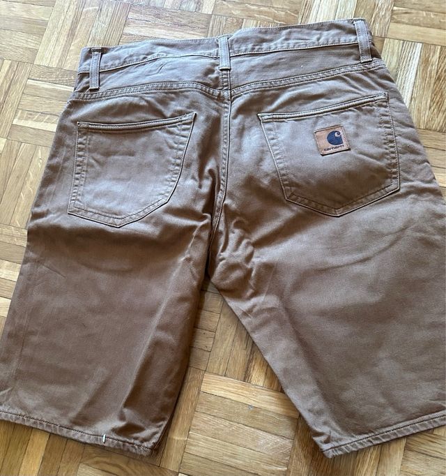 Pantalon corto CARHARTT talla 31