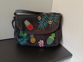 Bolso bandolera desigual