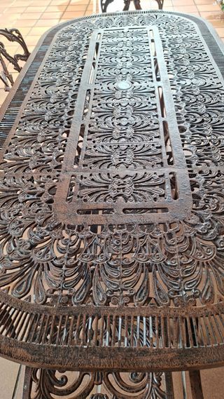 Mesa de aluminio con 6 sillas a juego