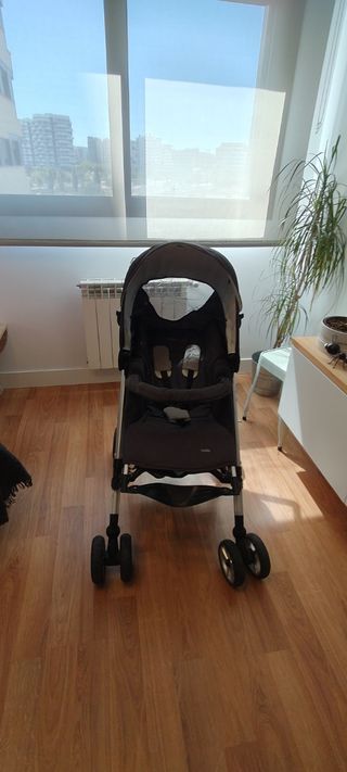 Carro bebé confort loola + capotas