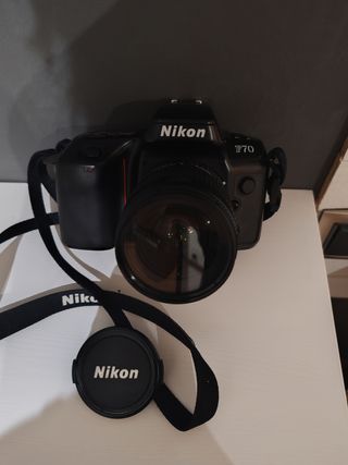 Nikon F70