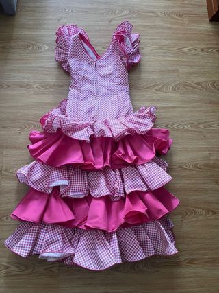 Vestido de flamenca rosa