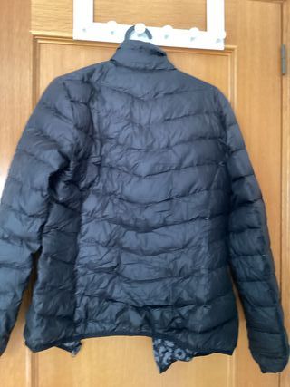 Chaqueta de plumas muy ligera