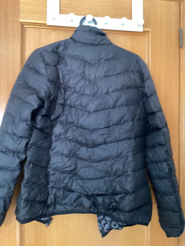 Chaqueta de plumas muy ligera