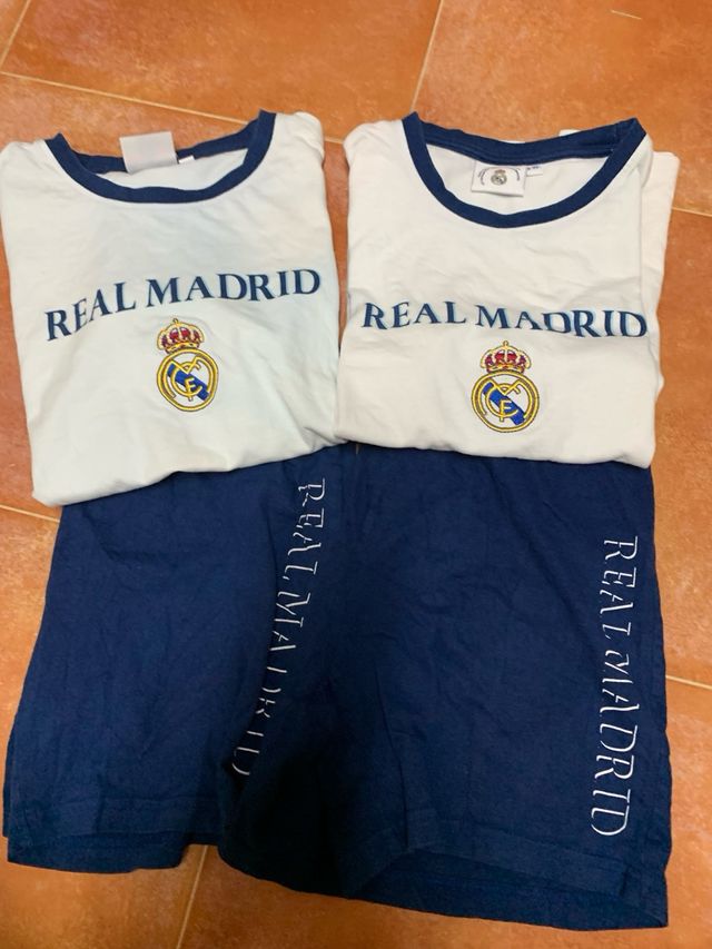 2 pijamas del Real Madrid talla 9/10