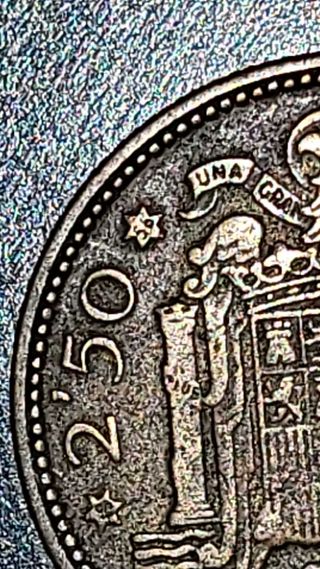 Moneda de 2.50 pts 1953 estrella☆ 1956