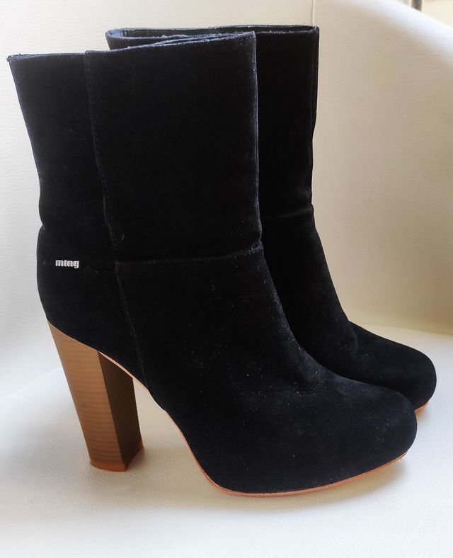 Botín negro tacón alto serraje