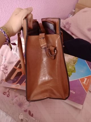 Bolso marrón grande estampado piel de lagarto