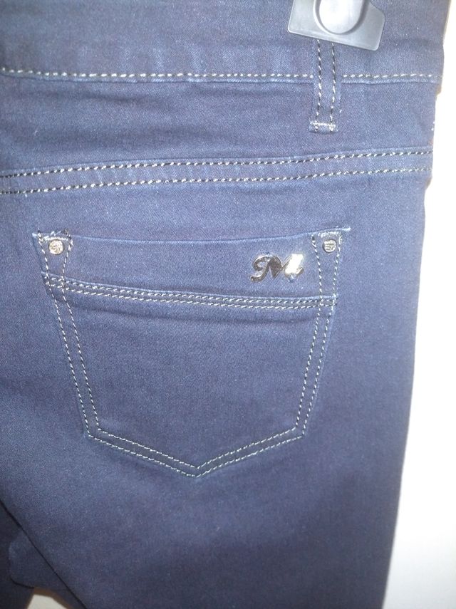 Pantaloni jeans