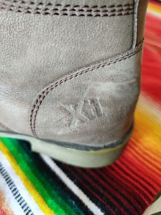 Botas xti chico talla 43.