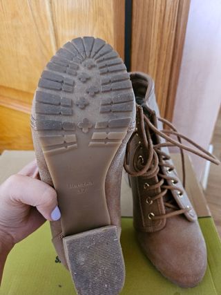 Botines de tacón bershka