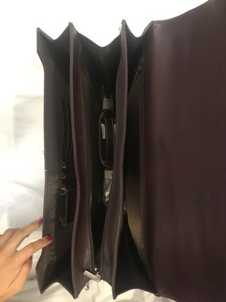 Malerín ejecutivo de cuero