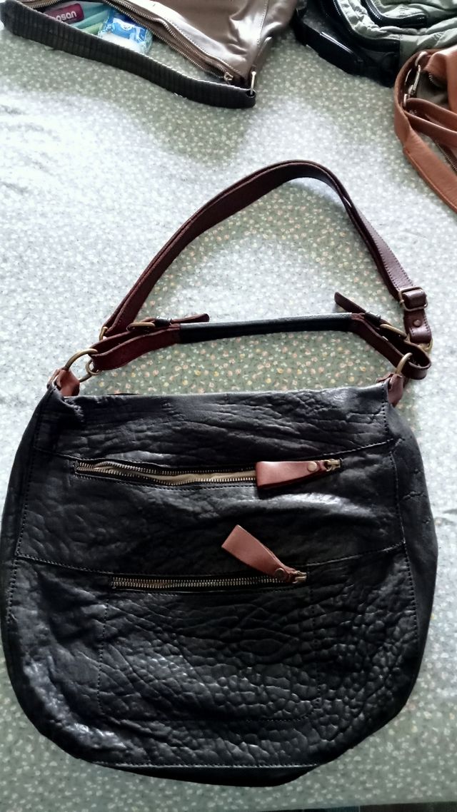 Bolso de piel de hombro