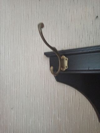 Appendi abiti antico