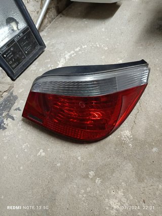 Faro coche