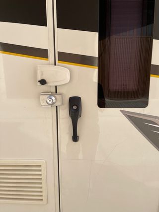 Autocaravana benimar tessoro 463