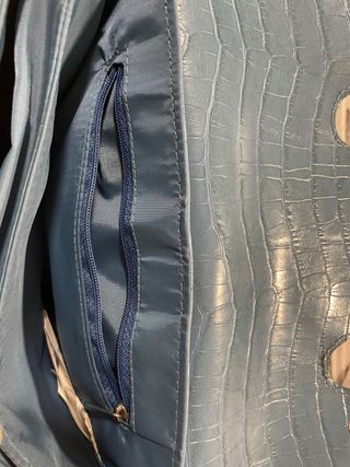 Bolso Zara azul con asa de cadena
