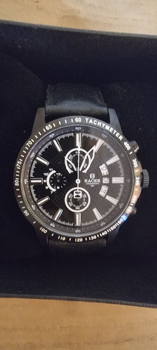 Reloj RACER R101 chronograph NUEVO A ESTRENAR!