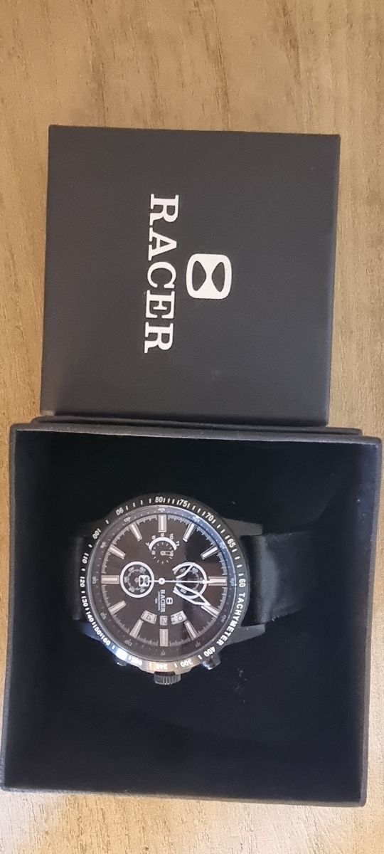 Reloj RACER R101 chronograph NUEVO A ESTRENAR!