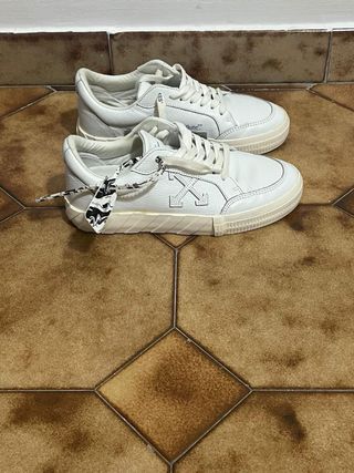 Scarpe 