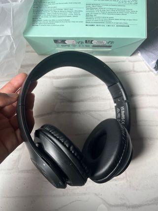 Cascos inalámbricos miniso nuevos