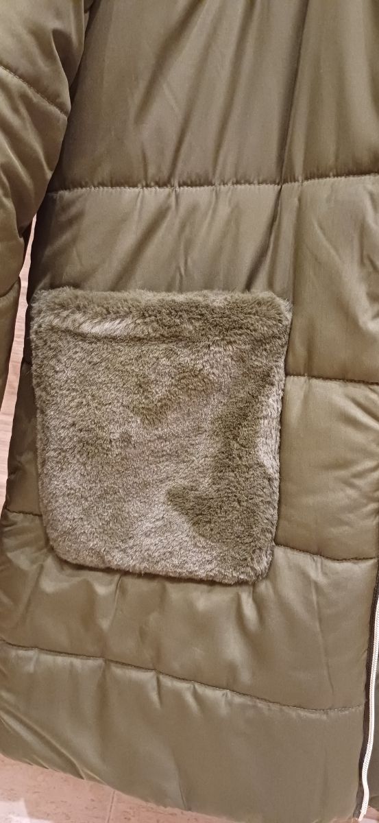 Abrigo nuevo DIVAS talla L