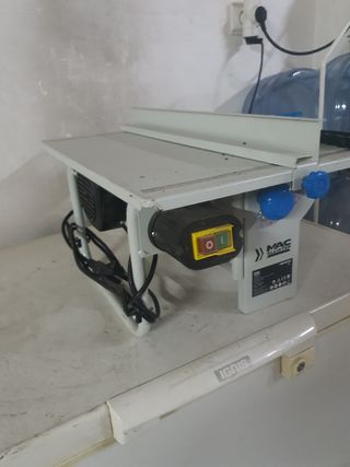 Sierra de mesa MC ALLISTER