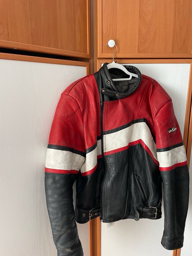 Cazadora cuero de moto