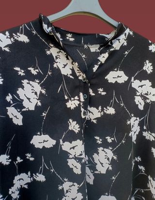 Camicetta con fiori 🪼