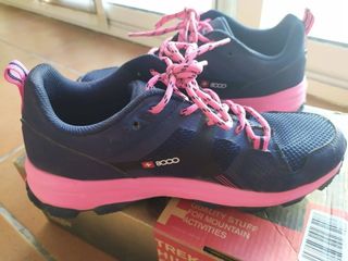 Zapatillas trekking/hiking +8000
