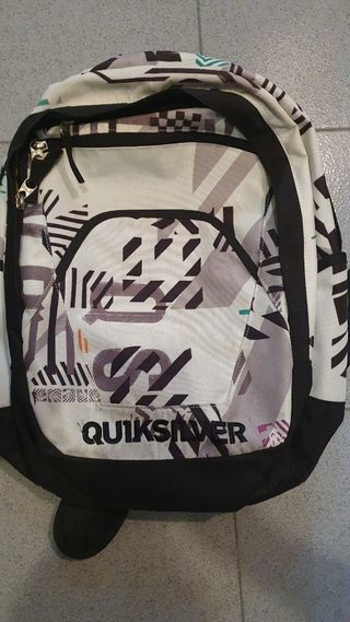 Mochila Quiksilver colegio blanca