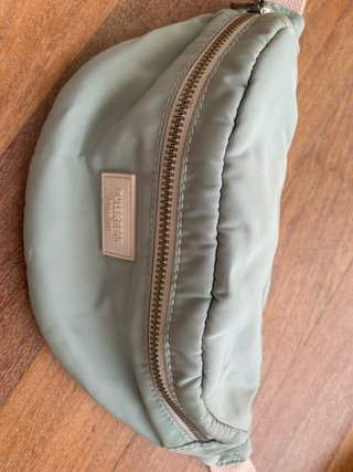 Riñonera Pull and Bear