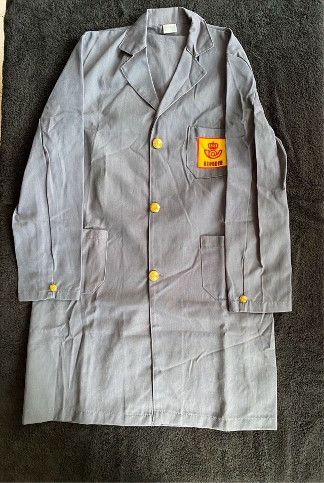 ANTIGUA BATA REPARTIDOR CORREOS