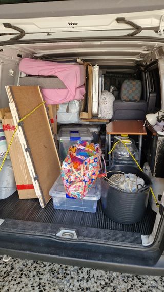 Mudanzas , portes y transportes 