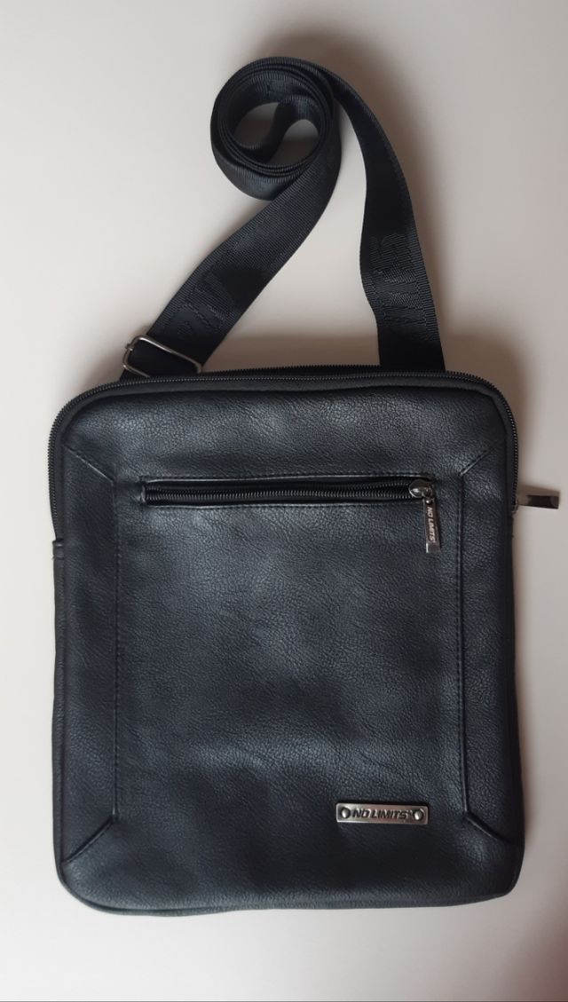 Borsello nero No Limits