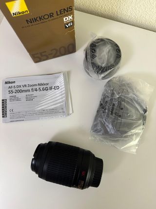 Objetivo Nikon Nikkor 55-200mm prácticamente nuevo