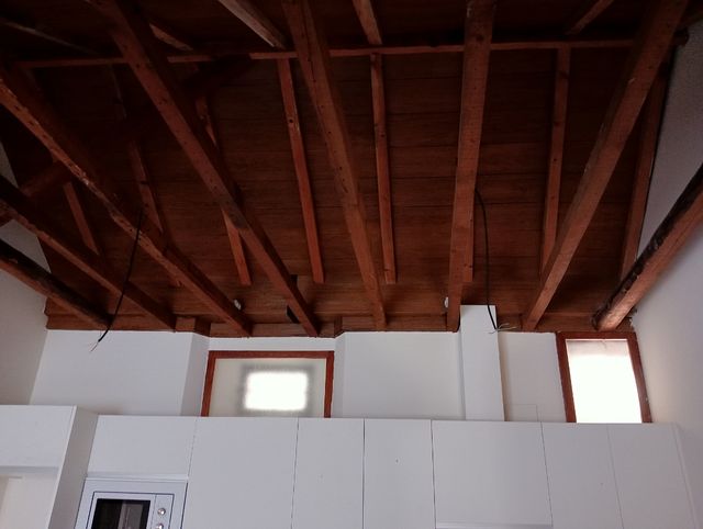 Vigas imitación madera