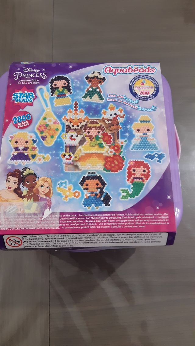 Cubo nuevo princesas aquabeads