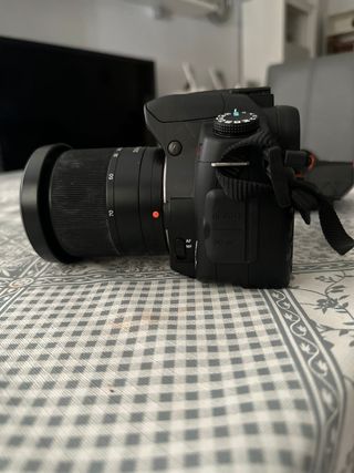 Cámara Réflex Sony a200