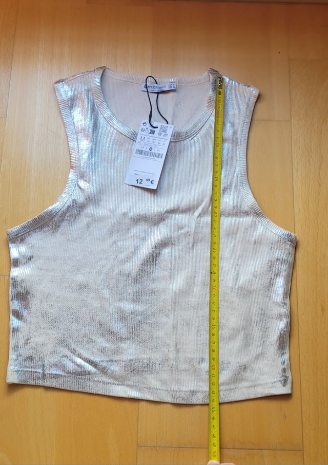 Top metalizado nuevo Stradivarius