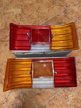 2 piezas Tulipas Traseras Nuevas Mercedes Benz 220