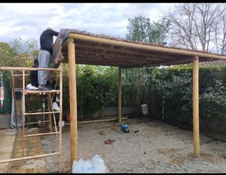 Sombrillas de carri verzo mimbre