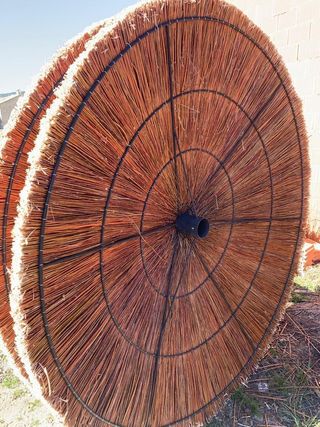 Sombrillas de carri verzo mimbre