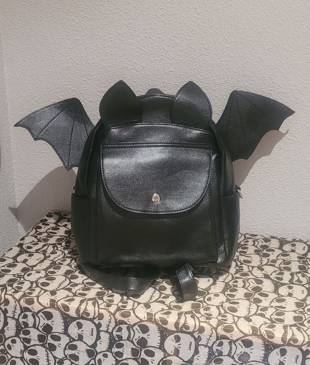 Mochila alas murcielago de segunda mano por 30 EUR en Córdoba en