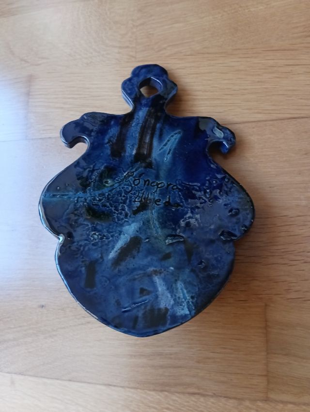 Aguabenditera ,pila agua bendita